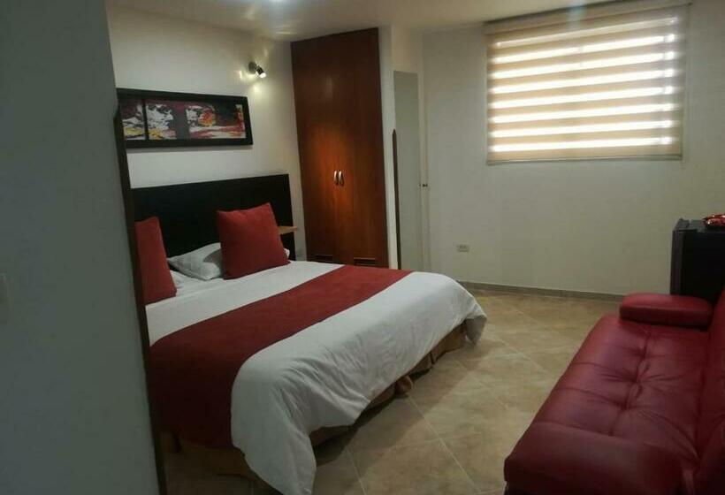 חדר קומפורט לשלושה, Alessio