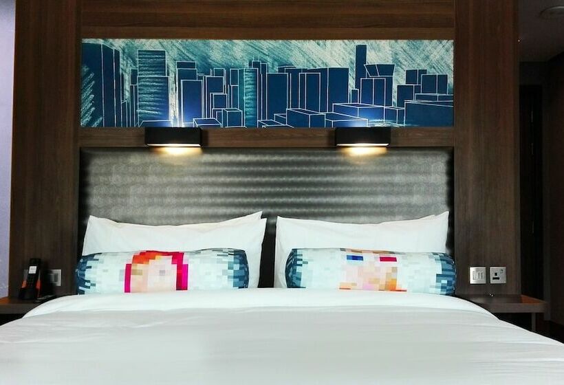 חדר סטנדרט שתי מיטות זוגיות, Aloft Riyadh
