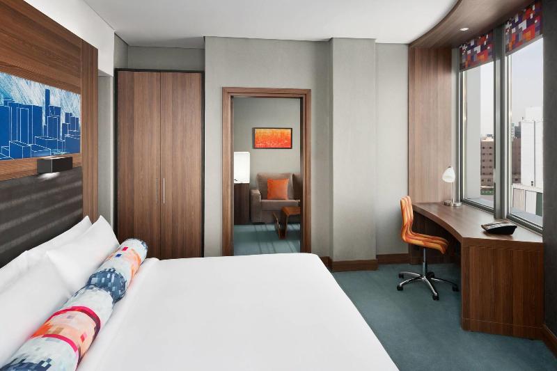 キングサイズベッドのスイートルーム, Aloft Riyadh