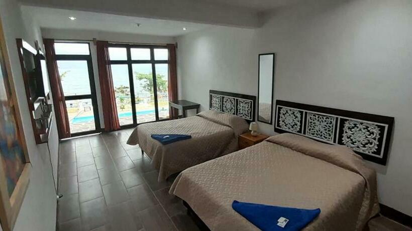 اتاق استاندارد سه نفره, Porto Bello