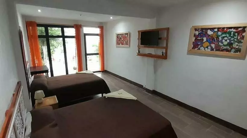 اتاق استاندارد سه نفره, Porto Bello