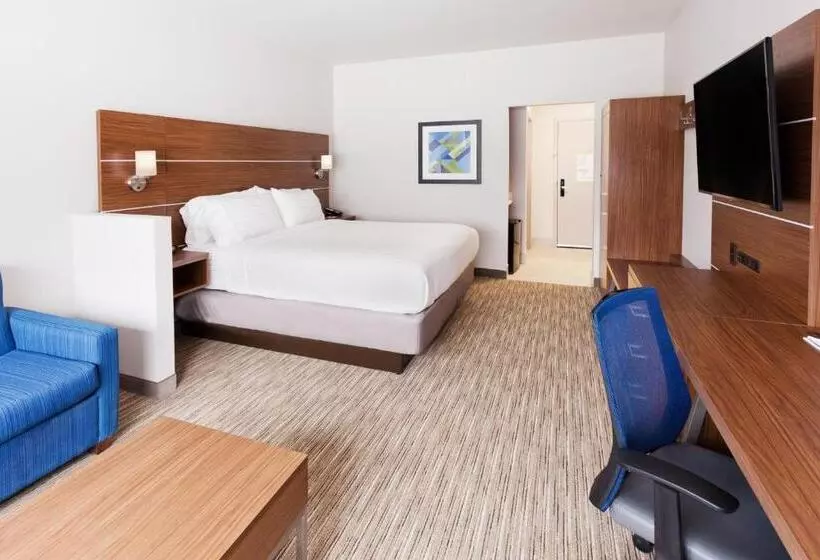 身障者適用スイートルーム, Holiday Inn Express & Suites Cartersville, An Ihg
