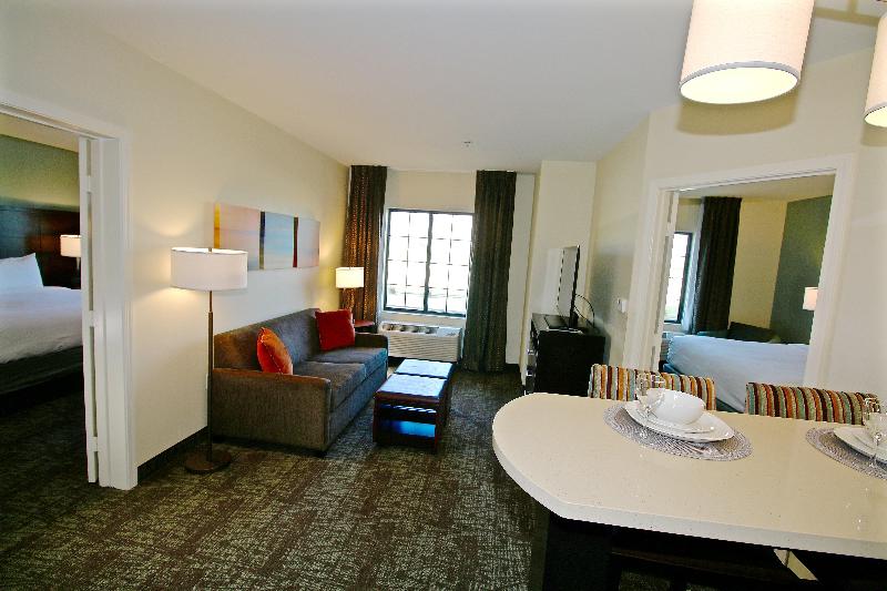 Люкс Кровать Кинг, Homewood Suites By Hilton Cathedral City Palm Springs