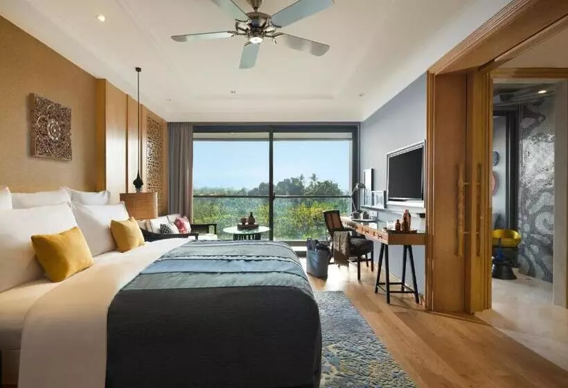 キングサイズベッドのスタンダードルーム, Indigo Bali Seminyak Beach, An Ihg