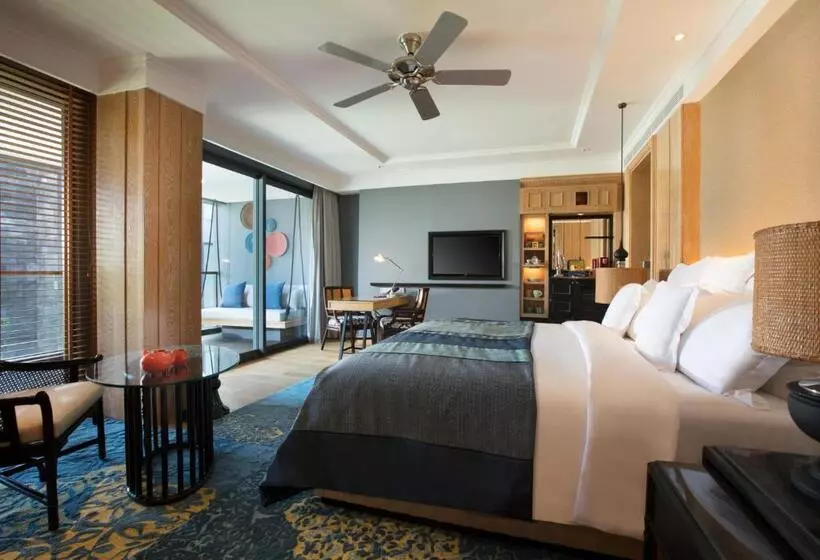 キングサイズベッドのスイートルーム, Indigo Bali Seminyak Beach, An Ihg