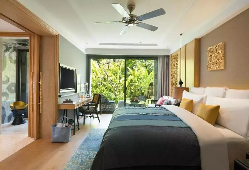 キングサイズベッドのスタンダードルーム, Indigo Bali Seminyak Beach, An Ihg