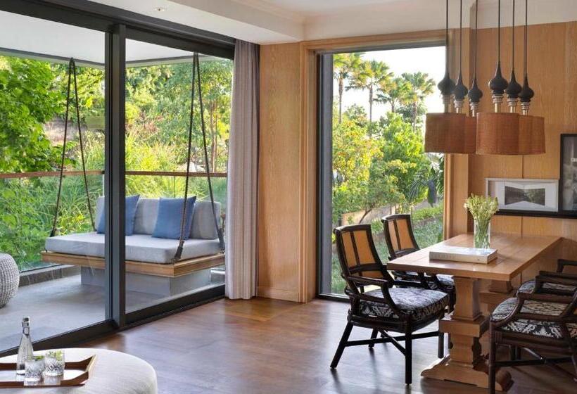 סוויטת פרמיום, Indigo Bali Seminyak Beach, An Ihg