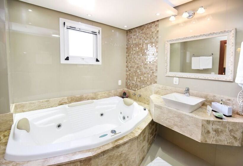 Номер Deluxe, Kehl Haus