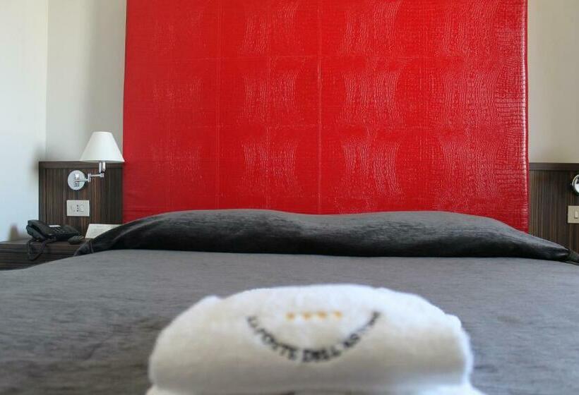 Люкс, La Fonte dell'Astore