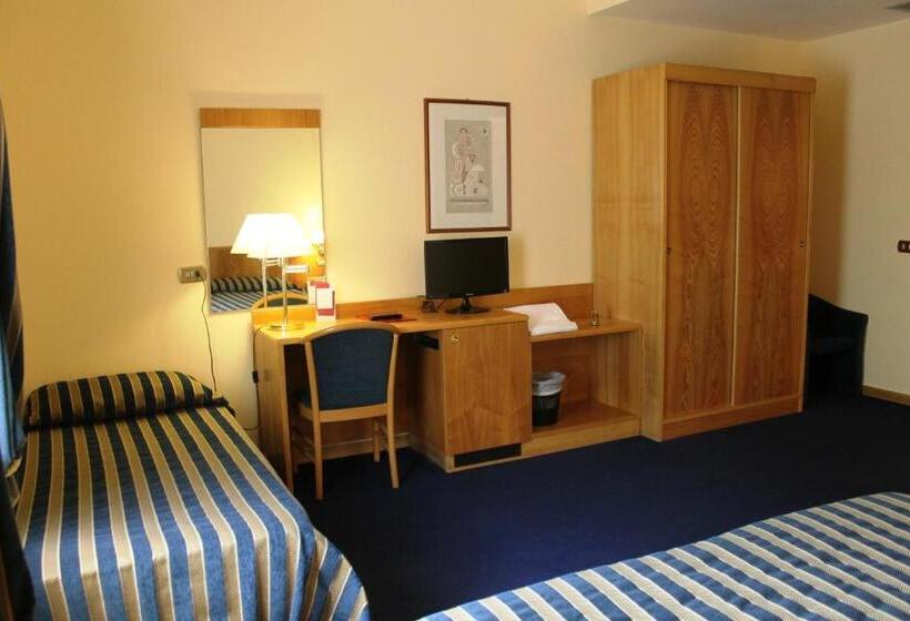 Номер Стандарт Трехместный, La Fonte dell'Astore