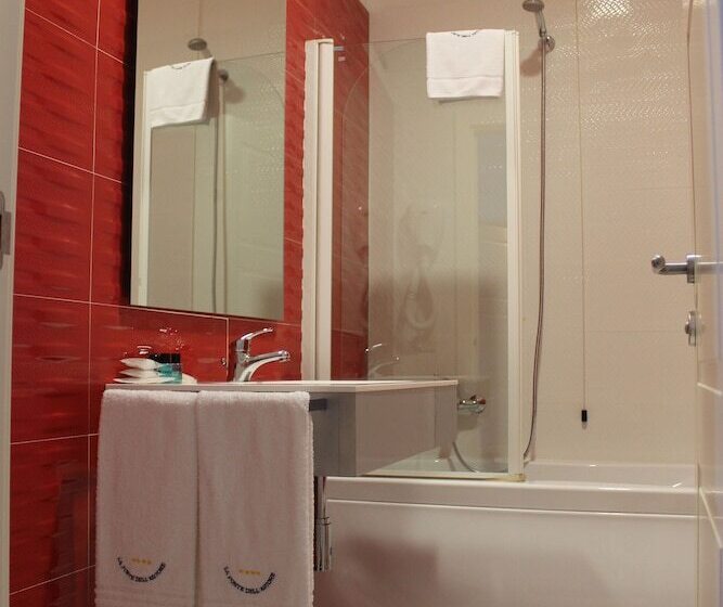 Люкс, La Fonte dell'Astore