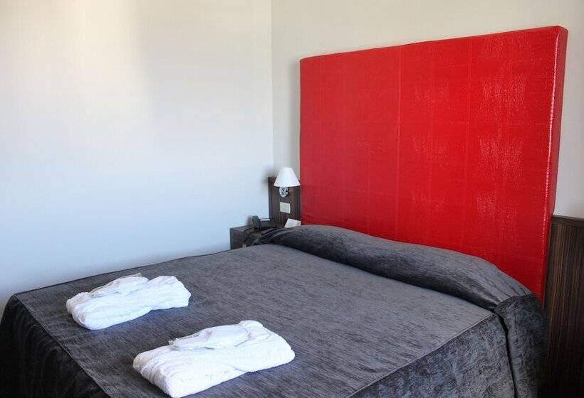 Люкс, La Fonte dell'Astore