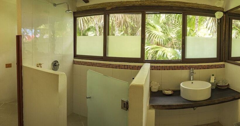 بانگلوی استاندارد, Nueva Vida De Ramiro