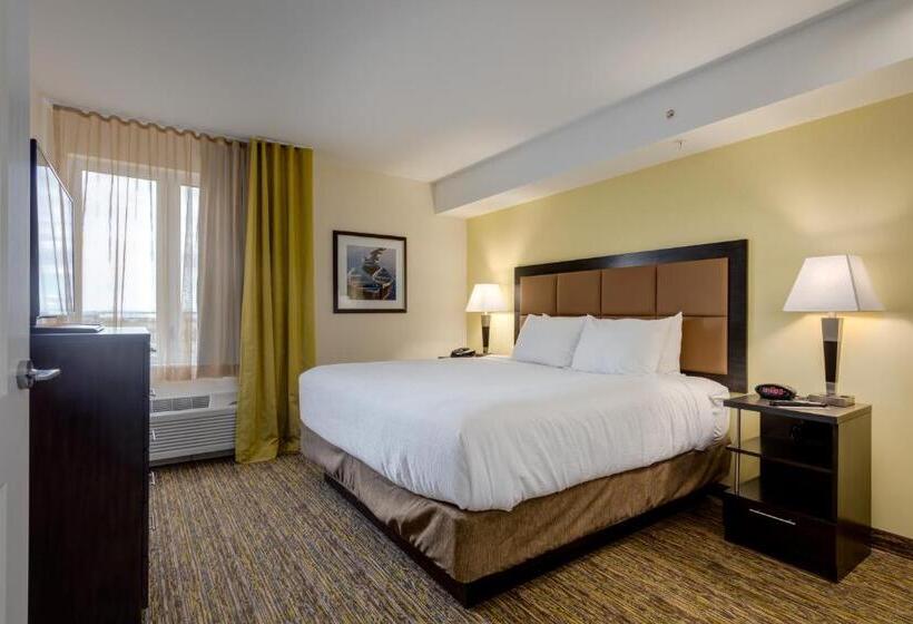 חדר דלוקס עם מיטת קינג, Park Inn By Radisson, Calgary Airport North, Ab