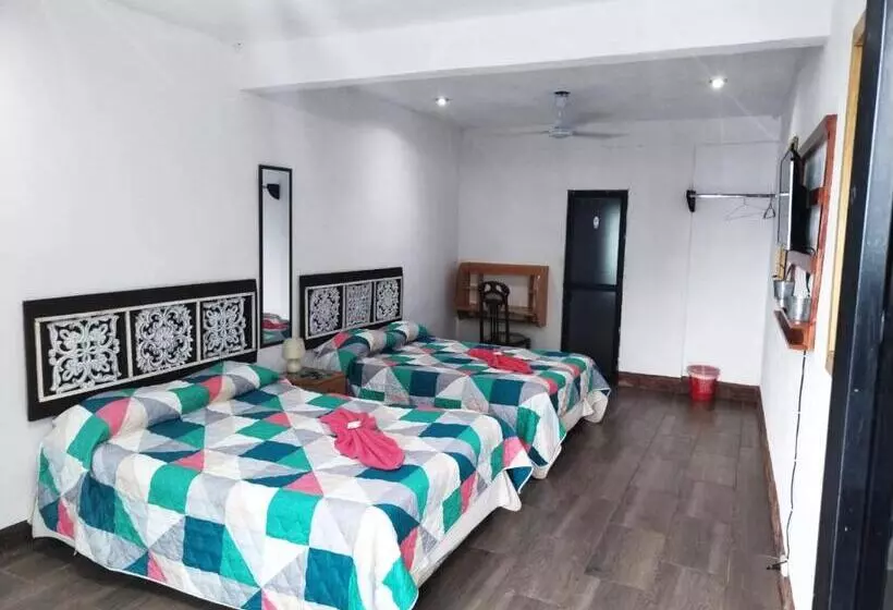 اتاق لوکس با چشمانداز دریاچه, Porto Bello