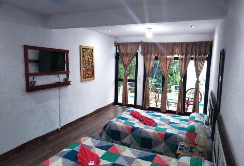 اتاق لوکس با چشمانداز دریاچه, Porto Bello