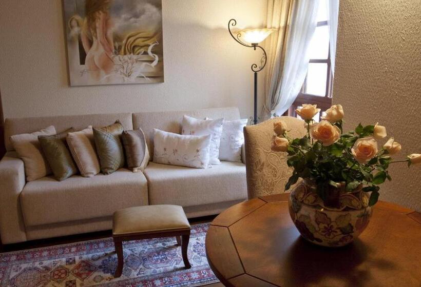 Люкс, Pousada Florença