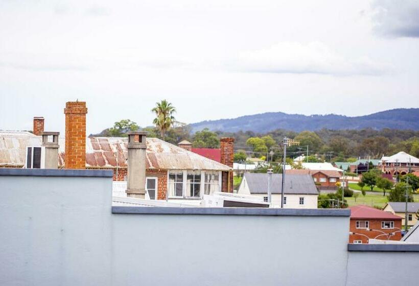 クイーンベッドのデラックスルーム, The Commercial Boutique