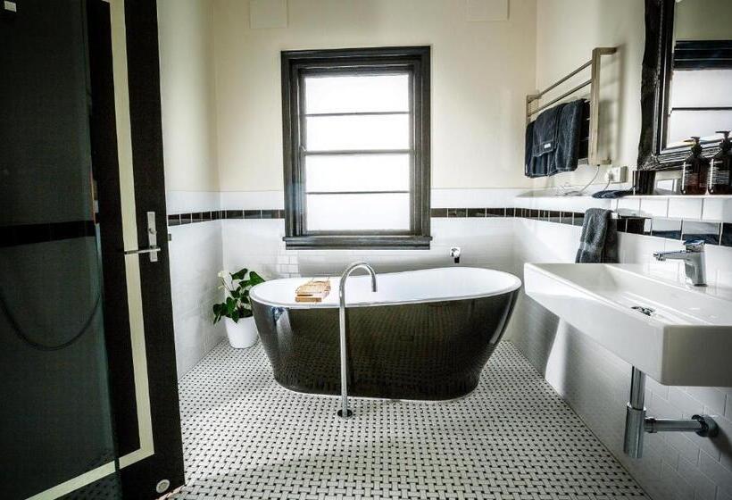 プレミアムルーム, The Commercial Boutique