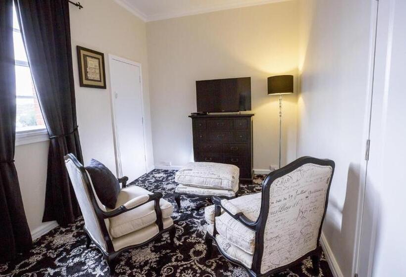 クイーンサイズベッドのスタンダードルーム, The Commercial Boutique