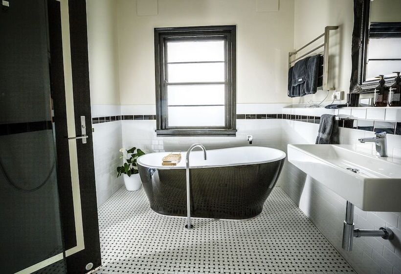 プレミアムルーム, The Commercial Boutique