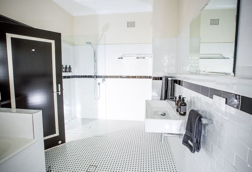 プレミアムルーム, The Commercial Boutique