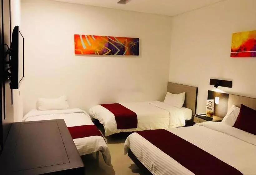 スタンダード4人部屋, Toscana Oriente