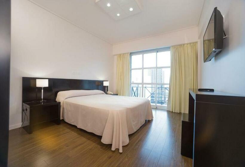 수피리어 룸, Versailles