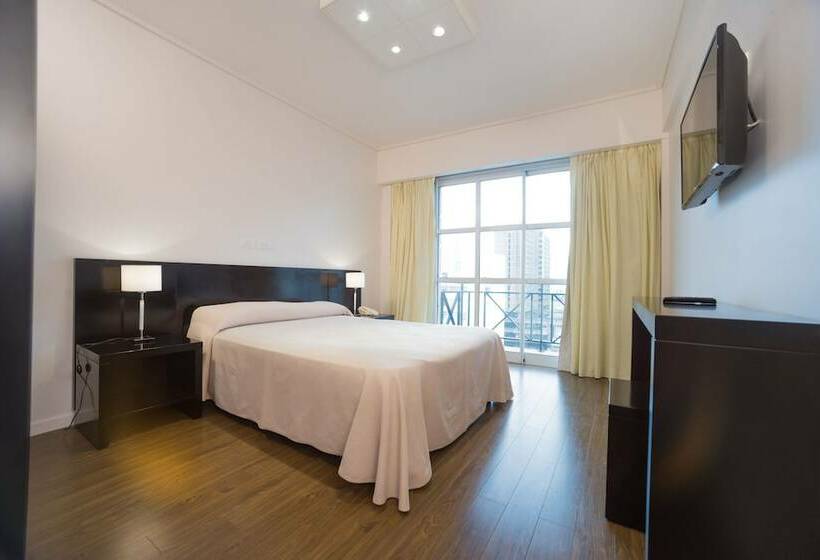 수피리어 룸, Versailles