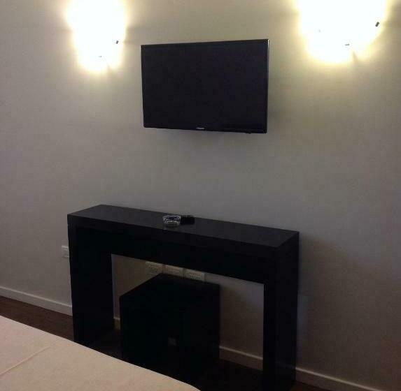 4인용 수피리어 룸, Versailles