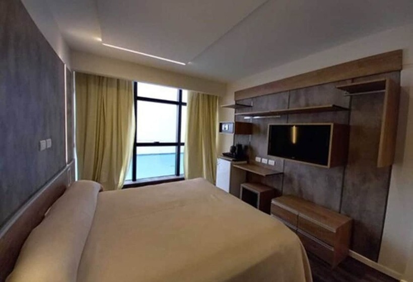 스탠다드 트리플 룸, Versailles