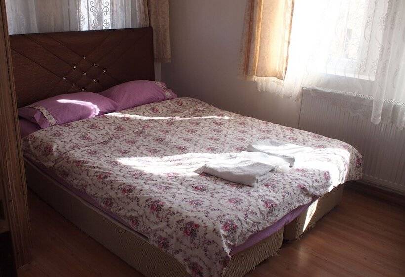 Economy-huone, Emre's Stone House