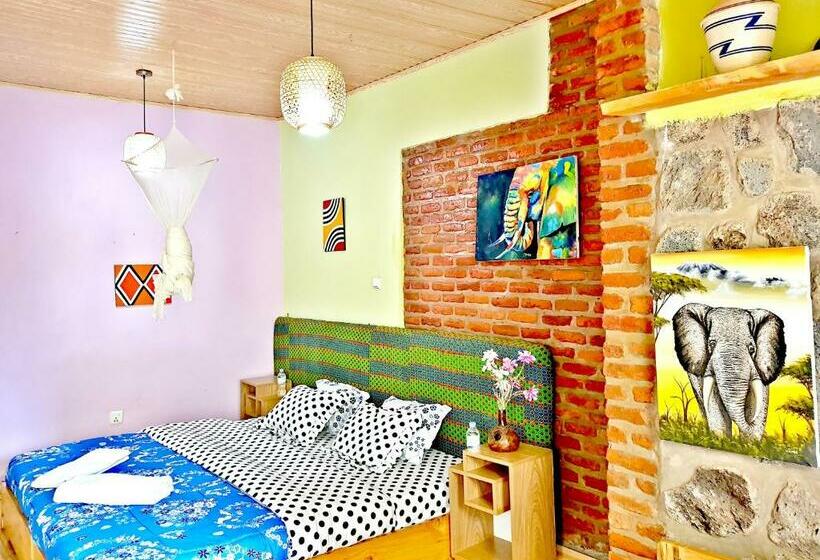 اتاق استاندارد, Yambi Guest House