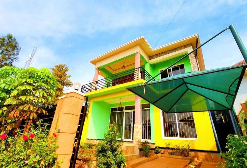 آپارتمان 1 خوابه با چشم‌انداز, Yambi Guest House