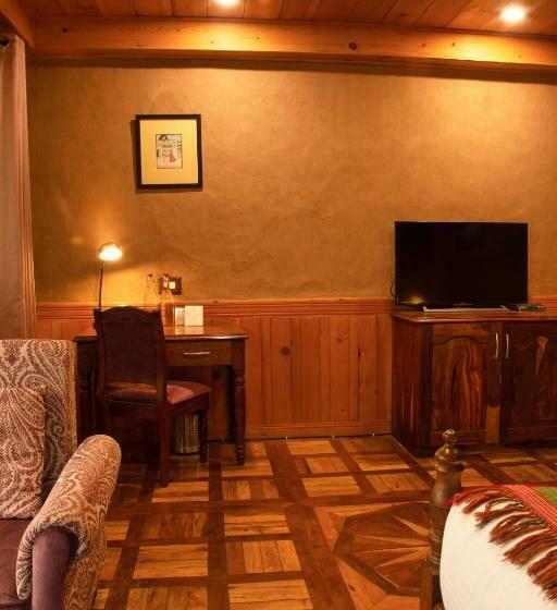 اتاق سوپریور, Shivadya  A Boutique