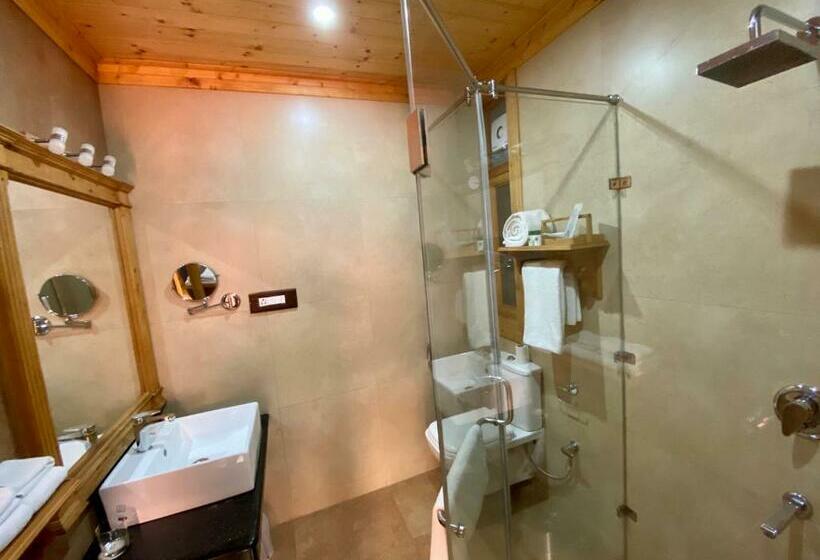 اتاق لوکس, Shivadya  A Boutique