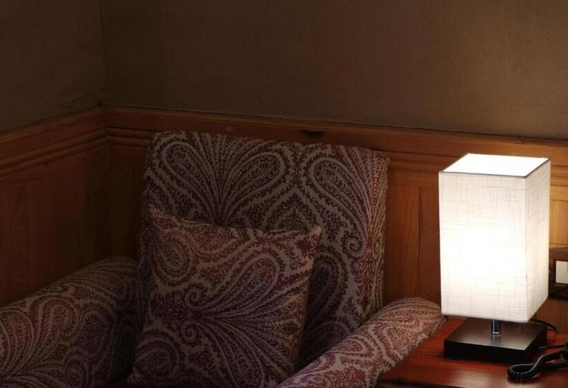 اتاق استاندارد با چشمانداز کوهستان, Shivadya  A Boutique