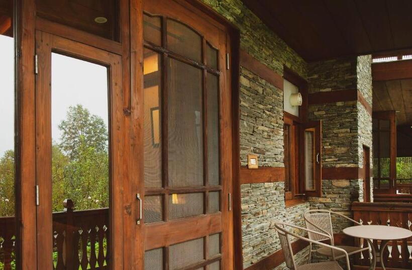 اتاق استاندارد با بالکن, Shivadya  A Boutique