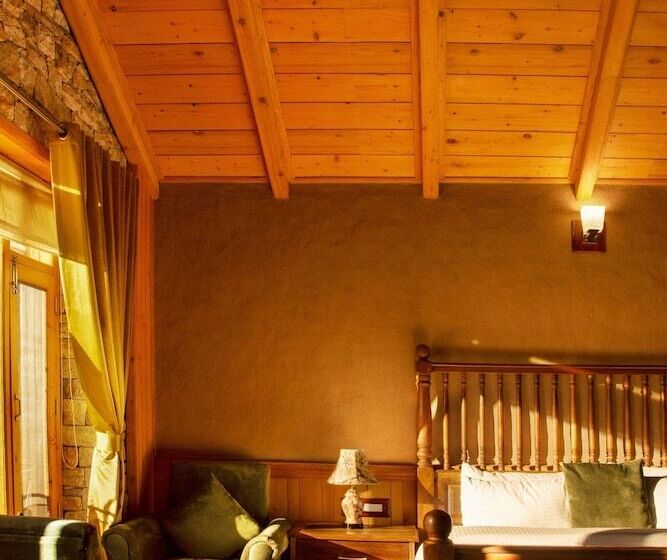 اتاق رویال, Shivadya  A Boutique