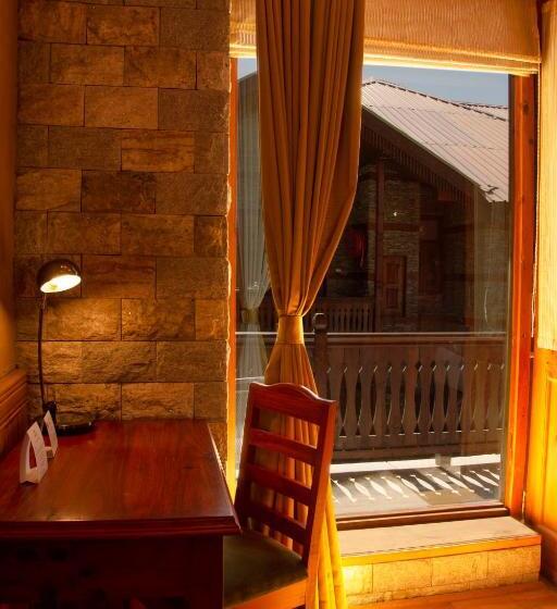 اتاق سوپریور با تخت بزرگ, Shivadya  A Boutique