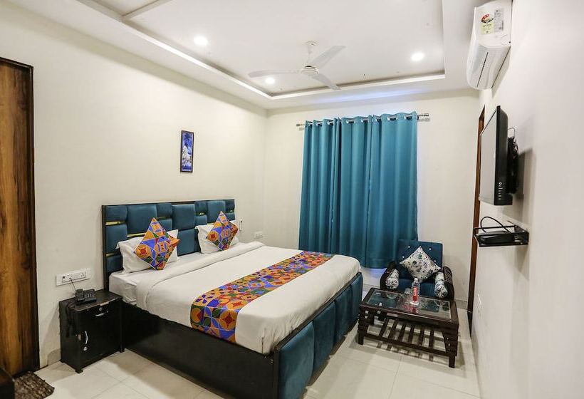اتاق لوکس, Fabhotel Shiv Rachna