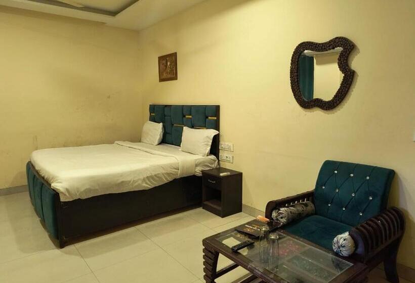 اتاق سوپریور, Fabhotel Shiv Rachna