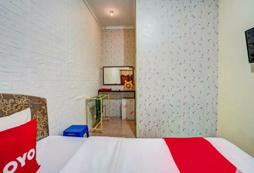 シングルデラックスルーム, Lancar Homestay Syariah Near Bns Mitra Reddoorz