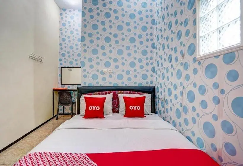 デラックスルーム, Lancar Homestay Syariah Near Bns Mitra Reddoorz