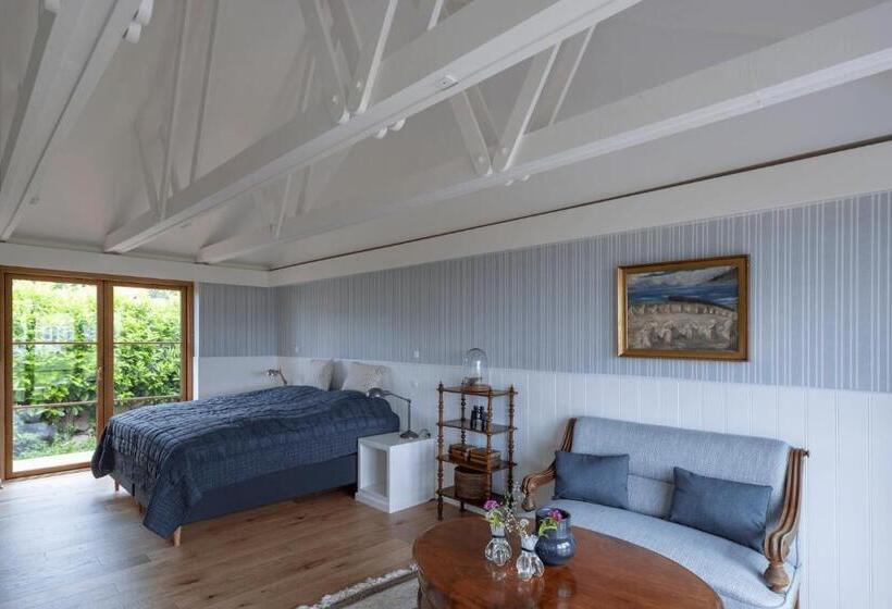 جناح ديلوكس مطل على البحر, Stammershalle Bade