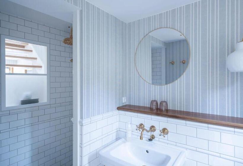 جناح ديلوكس مطل على البحر, Stammershalle Bade