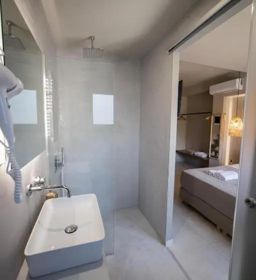 Sviitti Vuoristonäkymä, Theros Suites