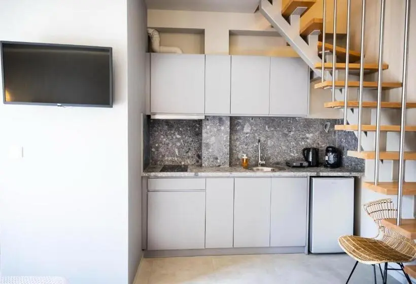 Sviitti Vuoristonäkymä, Theros Suites