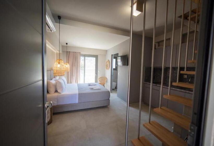 山景套房, Theros Suites