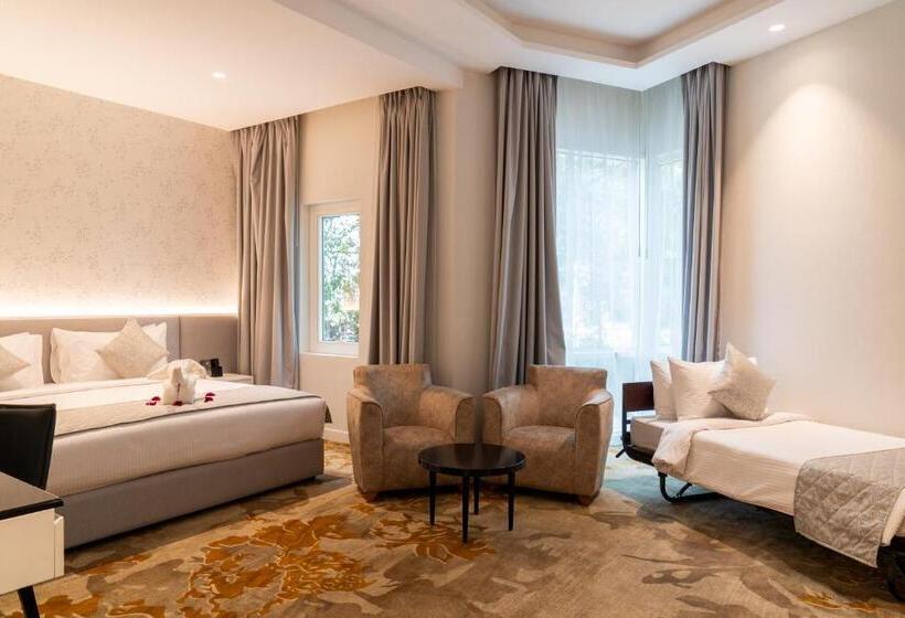 اتاق سوپریور با تخت بزرگ, Estay
